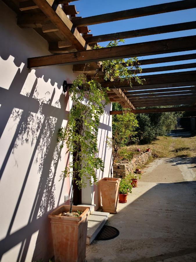 Villa Sa Pruna Oliena Exterior foto